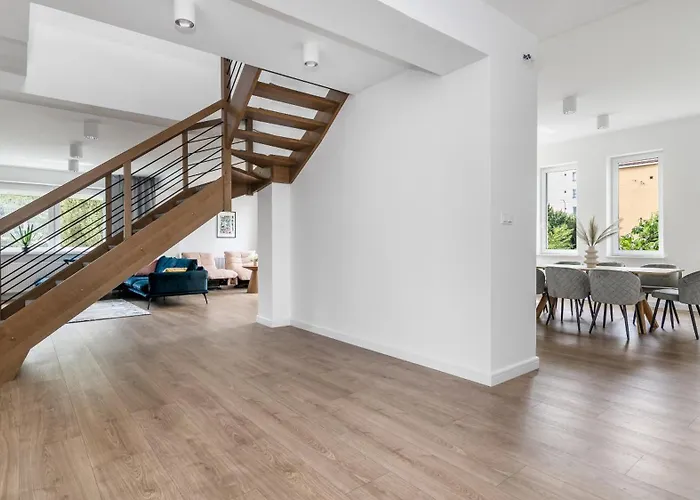 Citystay Przestronny Dom Z Tarasem W Gdyni Dom wakacyjny *