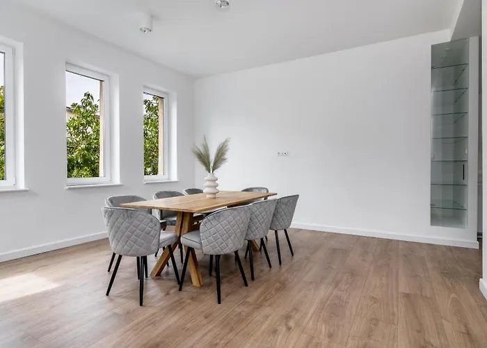 Dom wakacyjny Citystay Przestronny Dom Z Tarasem W Gdyni